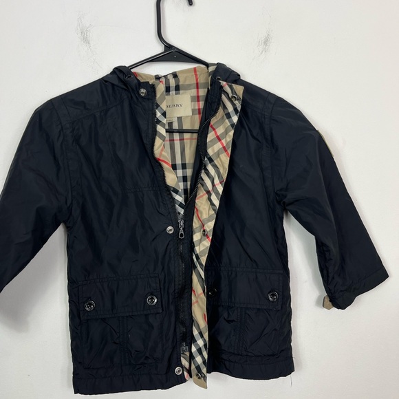 Burberry Unisex Black Weather-Proof Jacket Sz 4Y/104cm - Picture 9 of 13